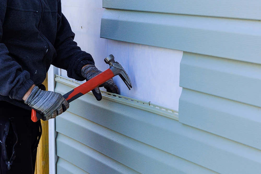 Siding Replacement Is the Better Long-Term